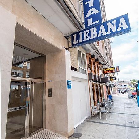 Hostal Liebana ซานตานเดร์ ภายนอก รูปภาพ