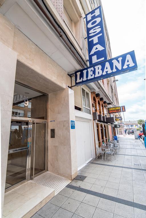 Hostal Liebana ซานตานเดร์ ภายนอก รูปภาพ